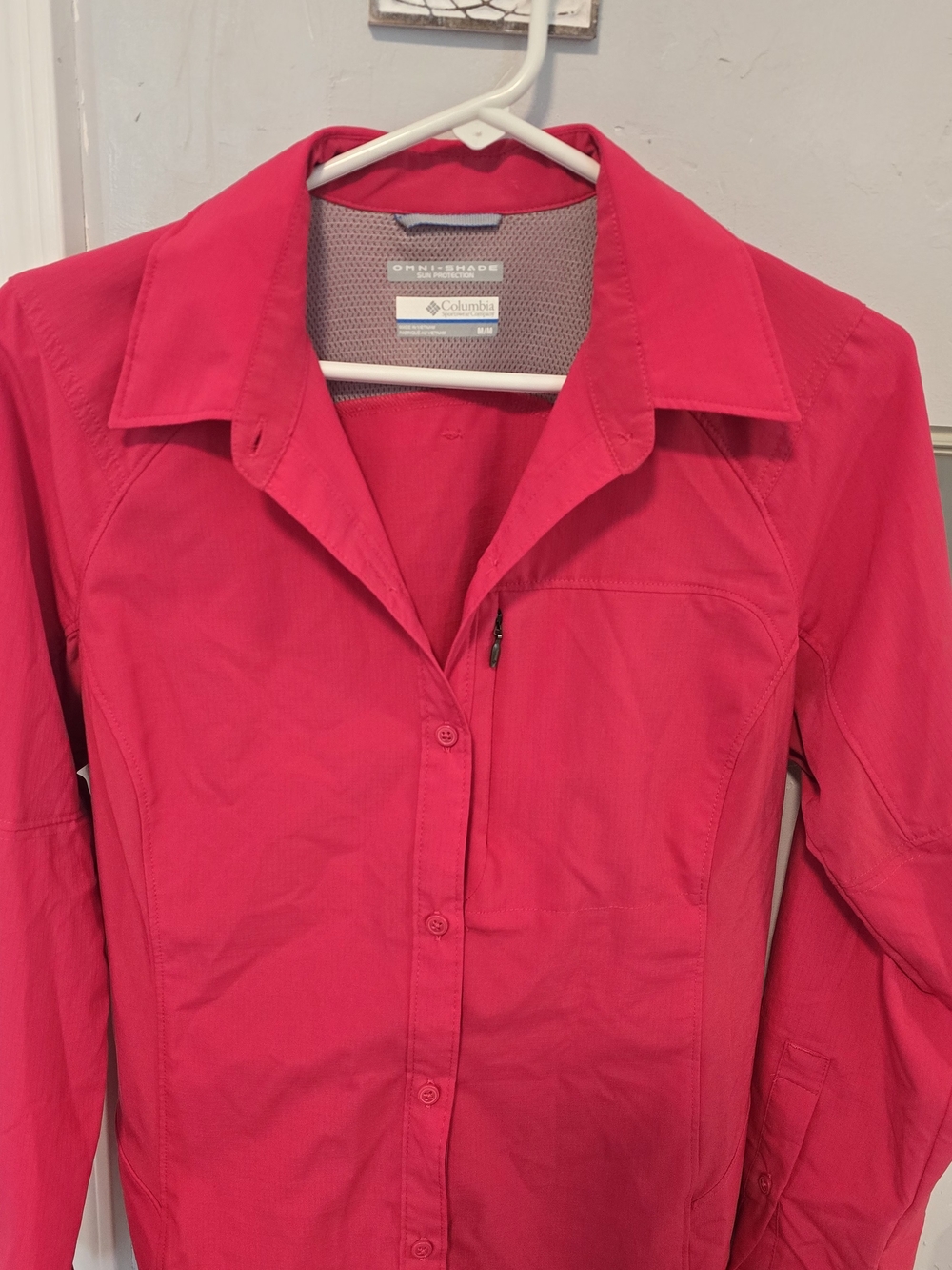 Columbia Women's Pink Button-Up Outdoor Shirt